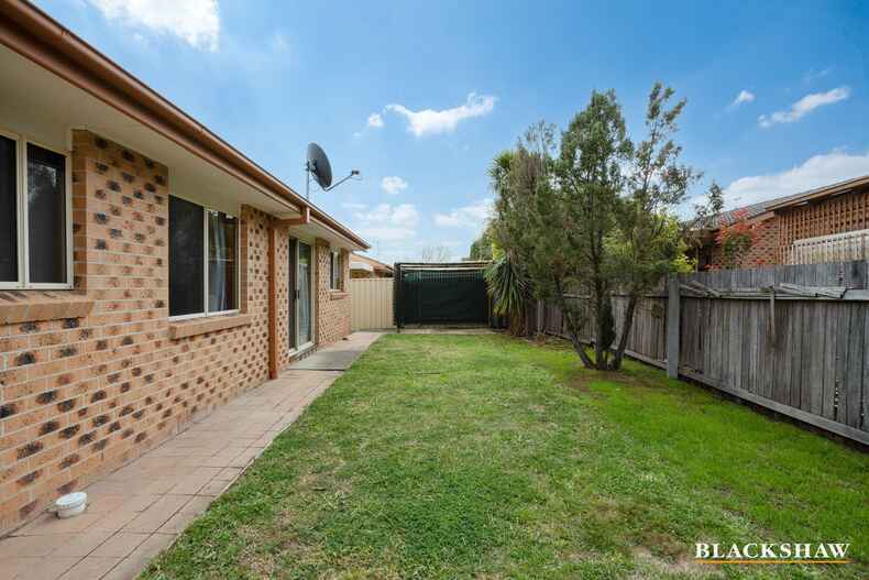 2/27 Cromwell Circuit Isabella Plains