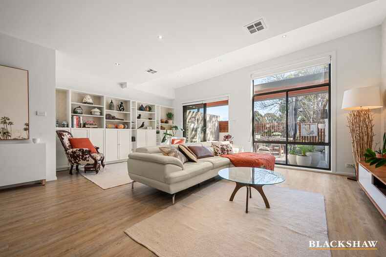 40/215 Aspinall Street Watson 40/215 Aspinall Street Watson