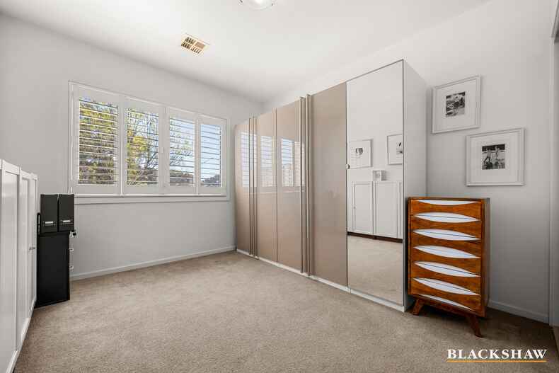 40/215 Aspinall Street Watson 40/215 Aspinall Street Watson