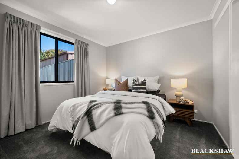 8  Crooke Close Calwell