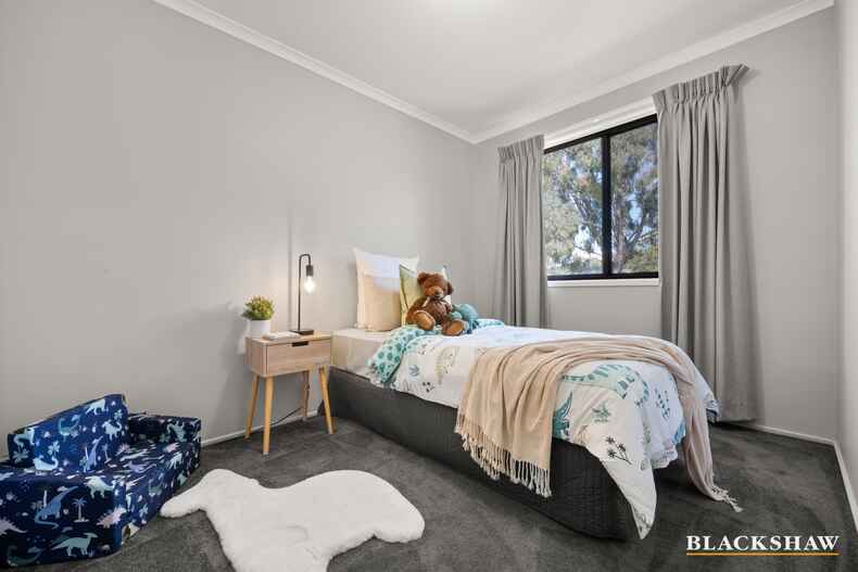 8  Crooke Close Calwell