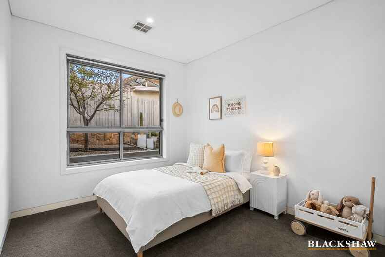 12 Drooka Crescent Crace 12 Drooka Crescent Crace