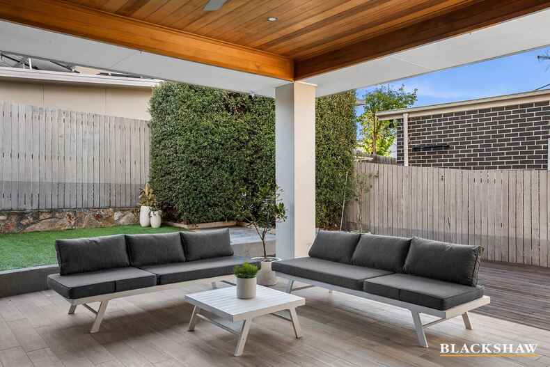 12 Drooka Crescent Crace 12 Drooka Crescent Crace