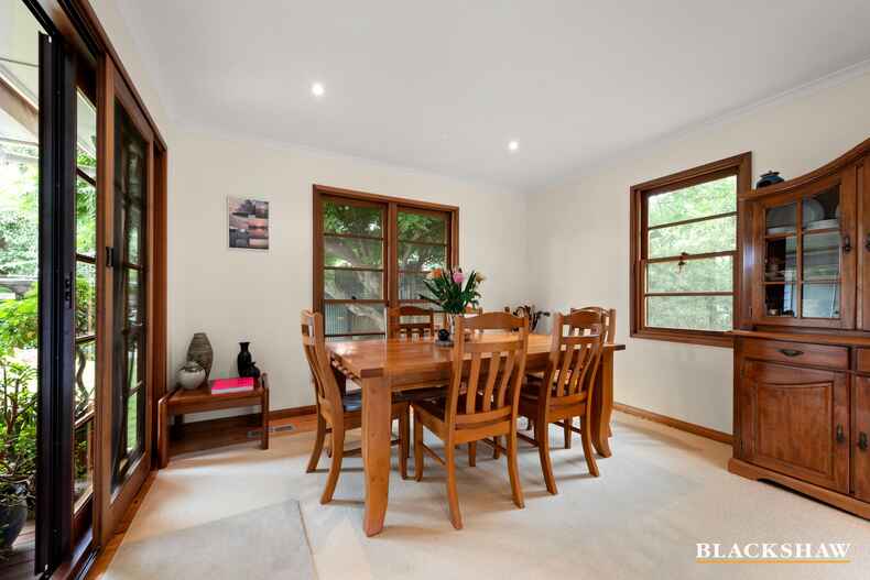 16 Bailey Place Yarralumla