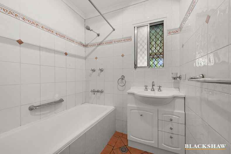 16 Bailey Place Yarralumla