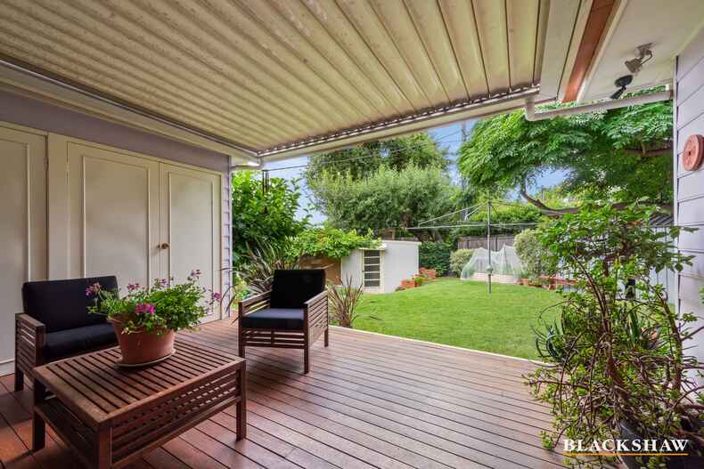 16 Bailey Place Yarralumla