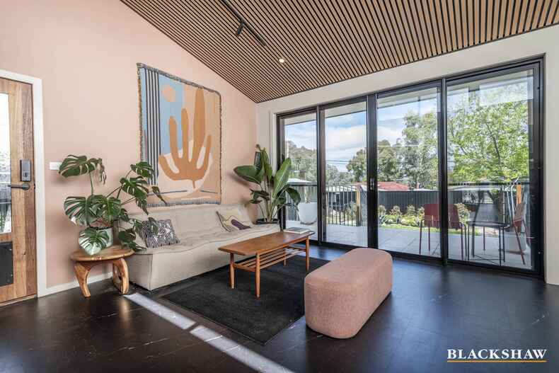 8 Lacey Place Kambah