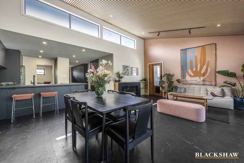 8 Lacey Place Kambah