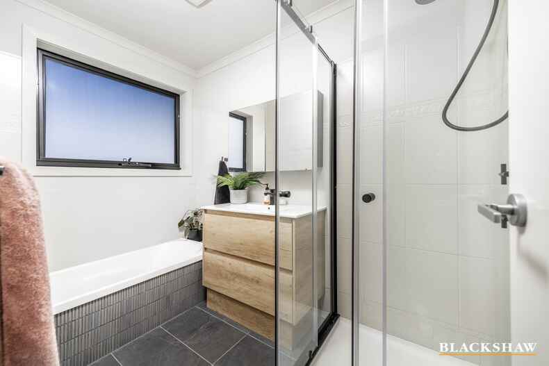 8 Lacey Place Kambah