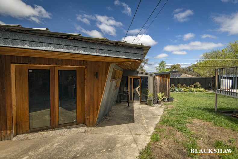 8 Lacey Place Kambah