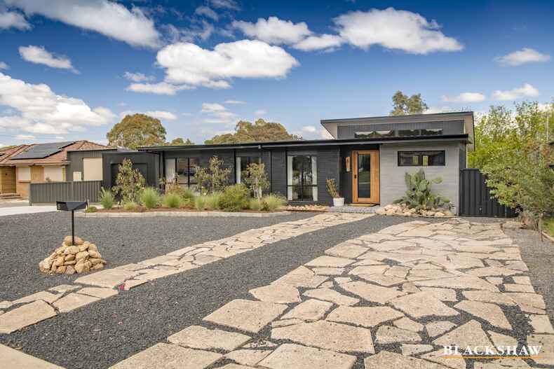 8 Lacey Place Kambah