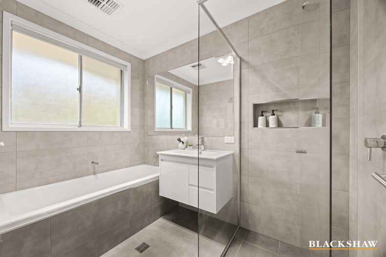 15 Muresk Street Farrer