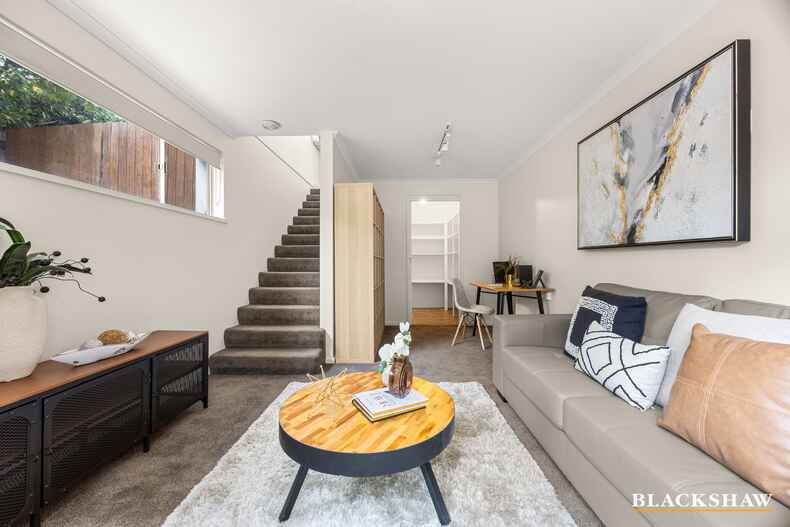 15 Muresk Street Farrer