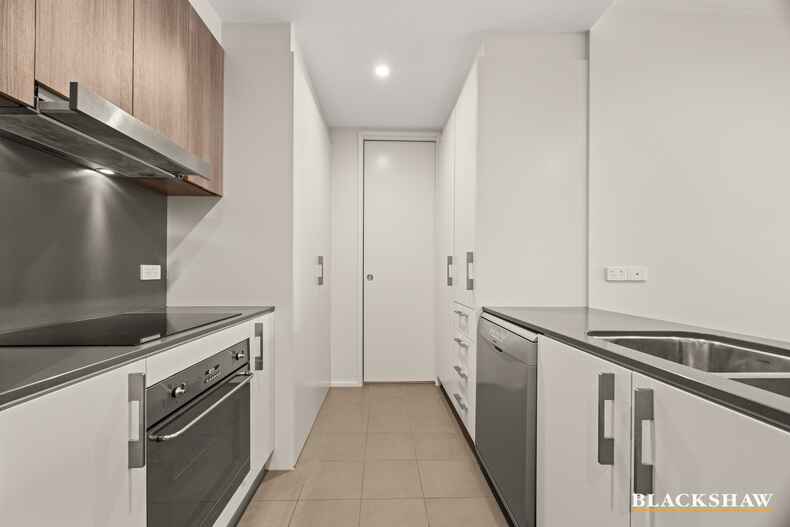 21/77 Leichhardt Street Kingston