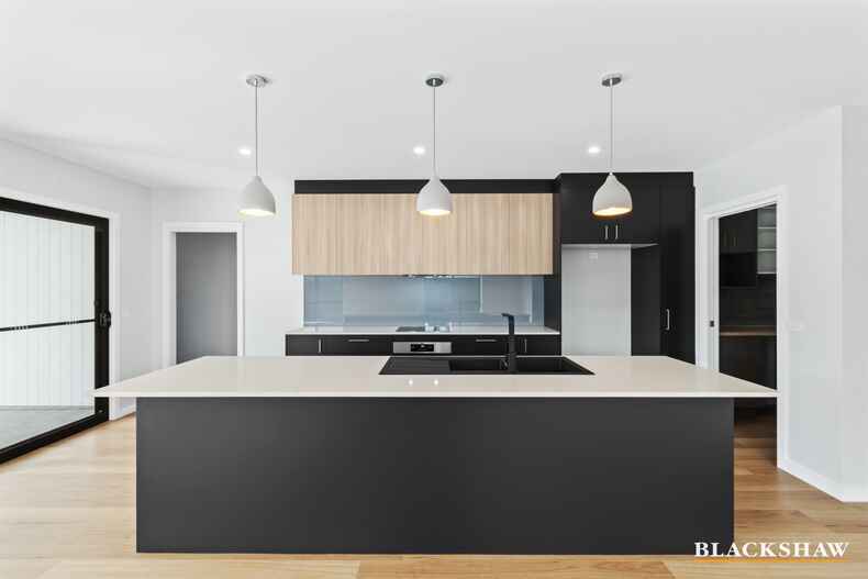 3 Azure Avenue Broulee