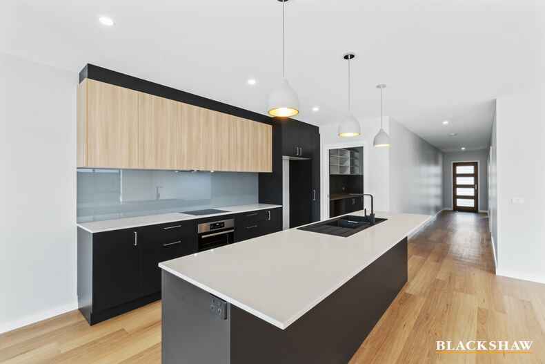 3 Azure Avenue Broulee