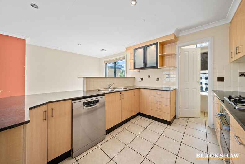 5 Sycamore Street Jerrabomberra