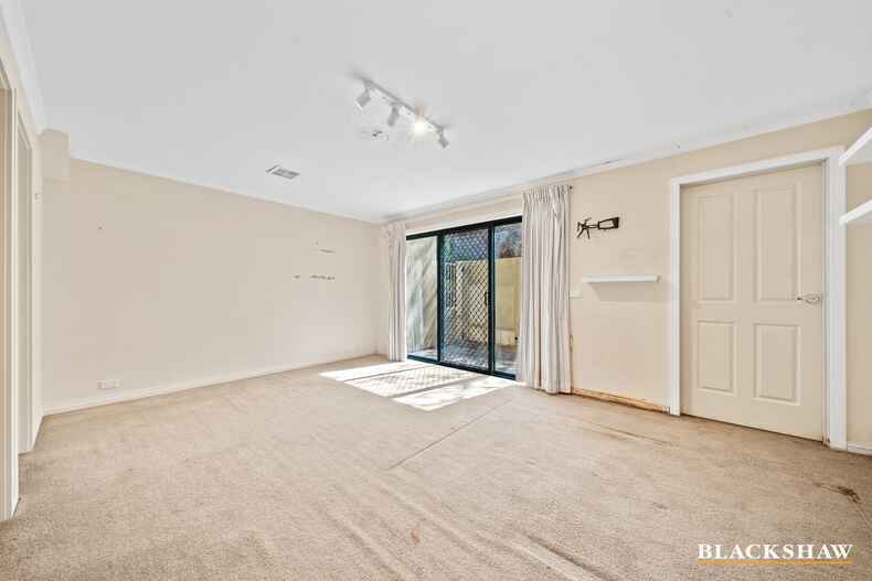 5 Sycamore Street Jerrabomberra