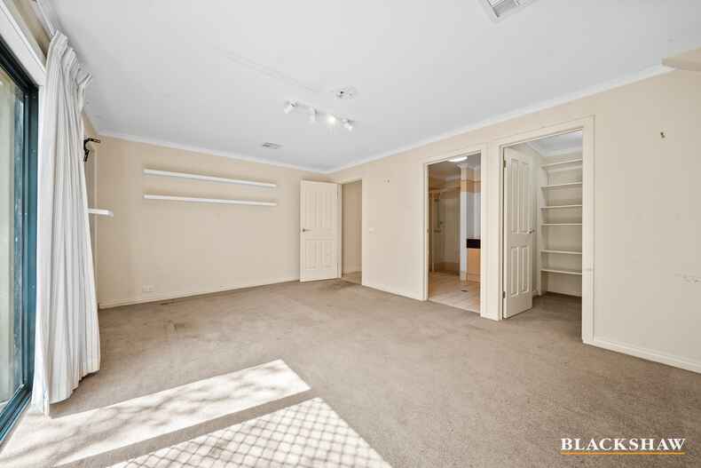 5 Sycamore Street Jerrabomberra