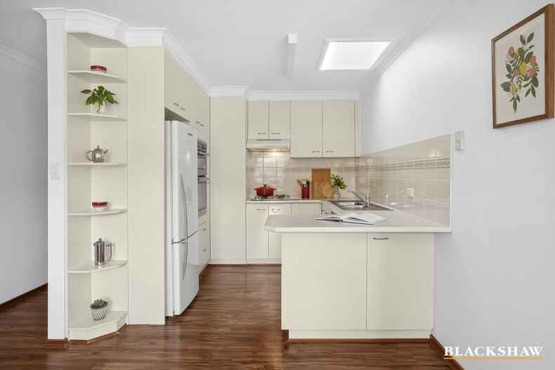 16 Kilburn Close Dunlop