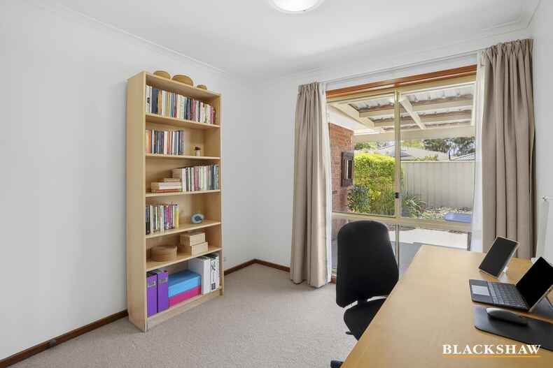 16 Kilburn Close Dunlop