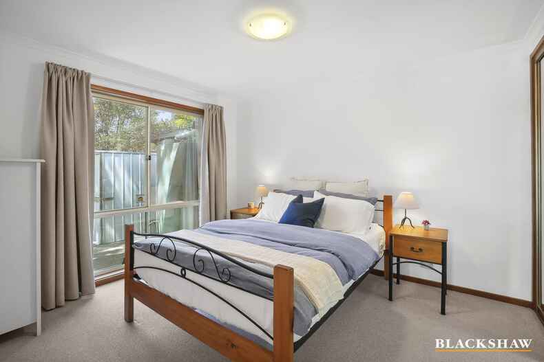 16 Kilburn Close Dunlop