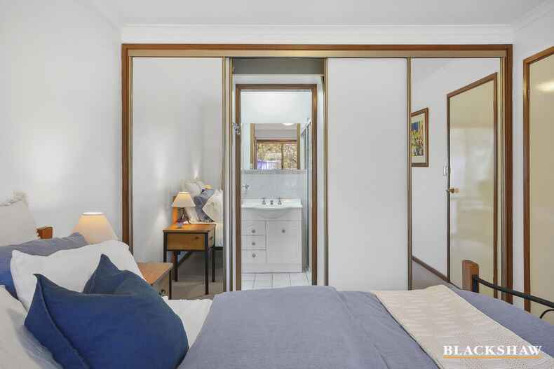 16 Kilburn Close Dunlop