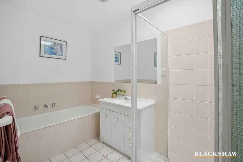 16 Kilburn Close Dunlop