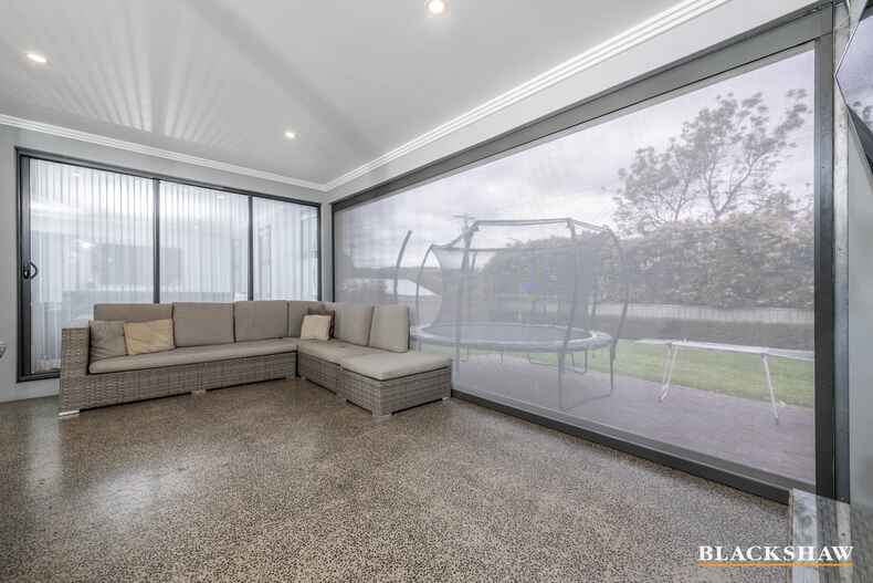 10 Woodburn Street Chisholm