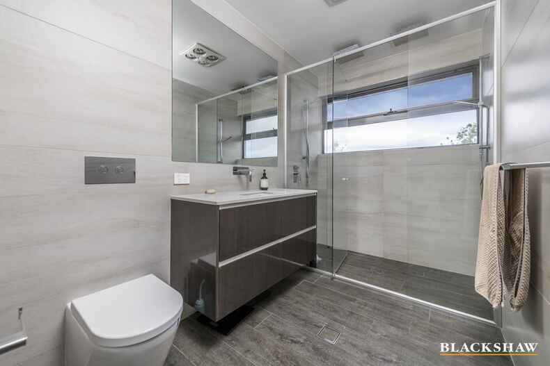 10 Woodburn Street Chisholm