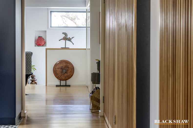 6 Betche Place Farrer