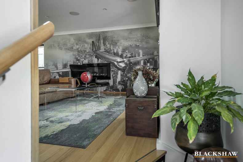 6 Betche Place Farrer