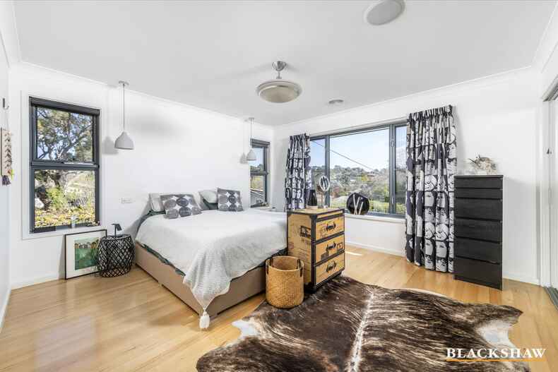 6 Betche Place Farrer