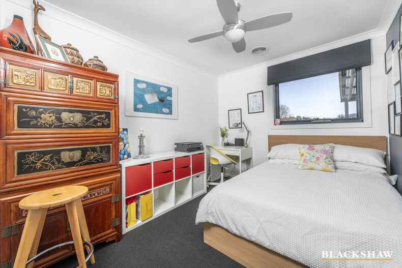 6 Betche Place Farrer