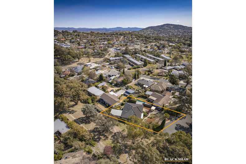 6 Betche Place Farrer