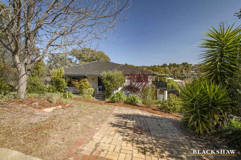 6 Betche Place Farrer