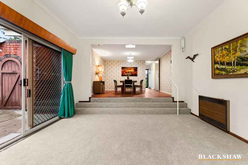 22 Neilson Street Garran