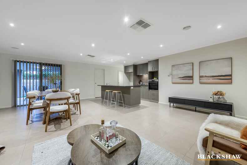 6 Mary Lee Street Bonython
