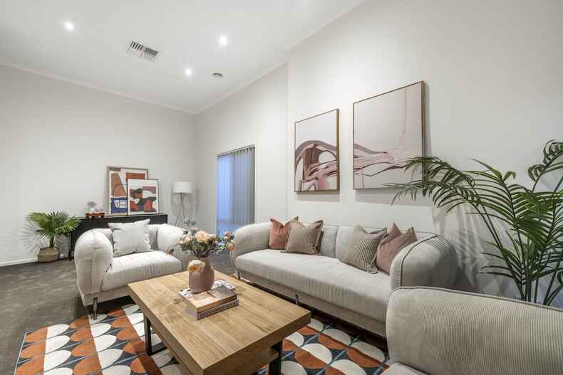 6 Mary Lee Street Bonython