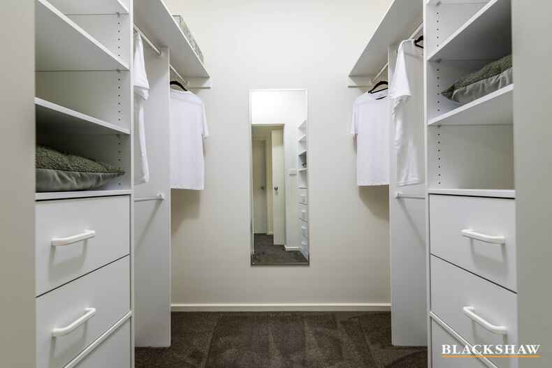 6 Mary Lee Street Bonython