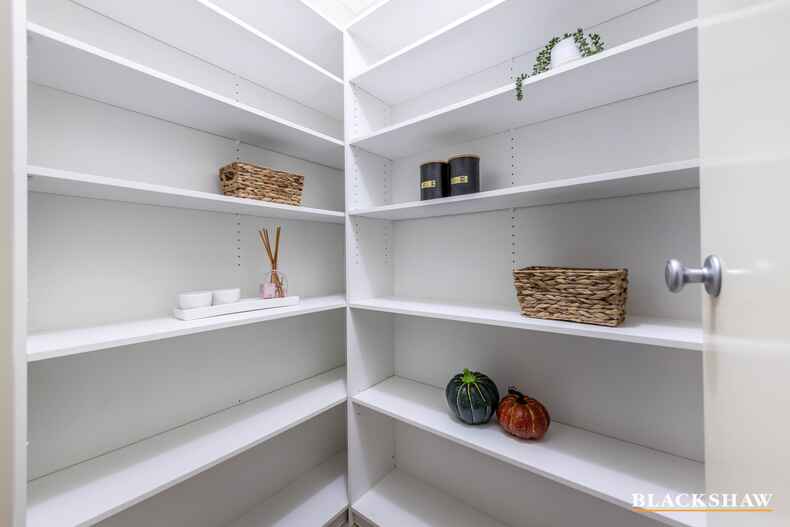 6 Mary Lee Street Bonython