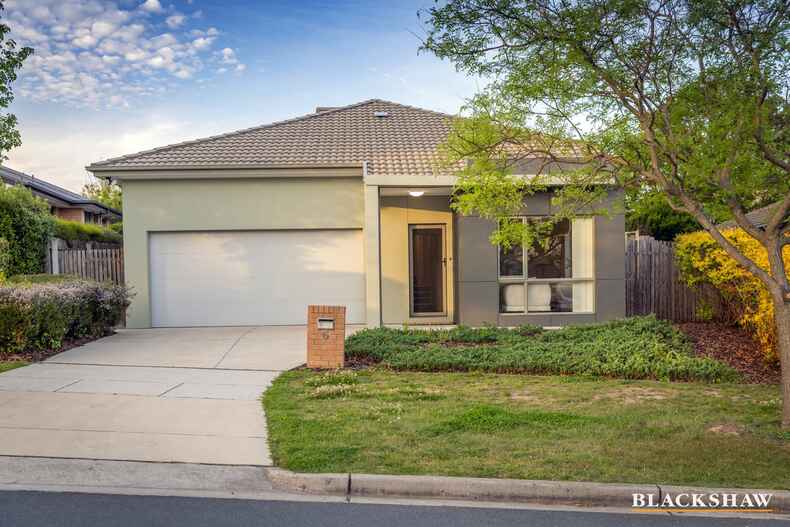 6 Mary Lee Street Bonython