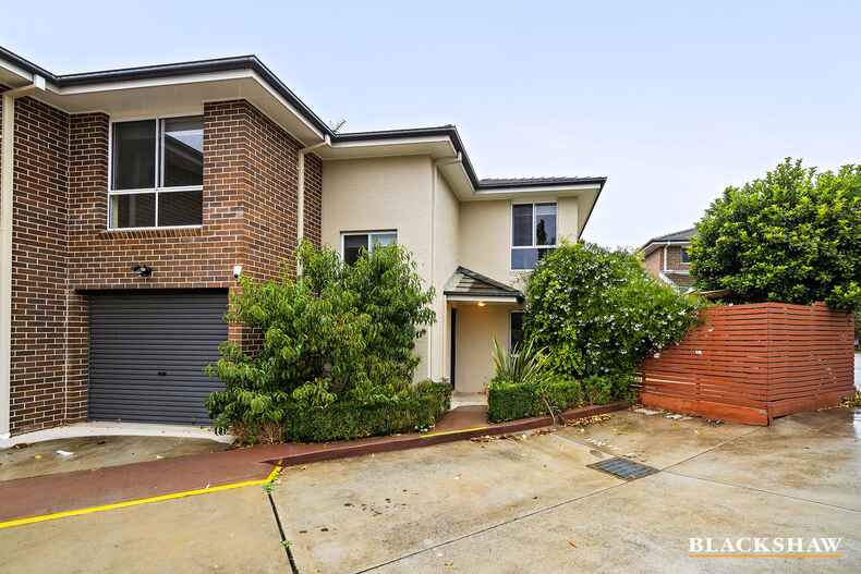 4/23 Donald Road Queanbeyan