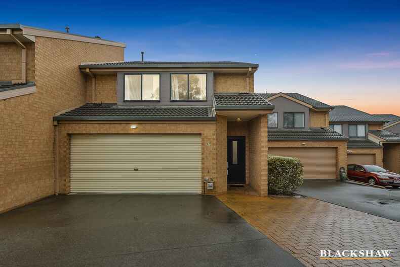 11/32 Doeberl Place Queanbeyan
