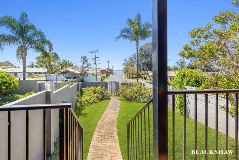 3/16-18 Peter Crescent Batehaven 3/16-18 Peter Crescent Batehaven