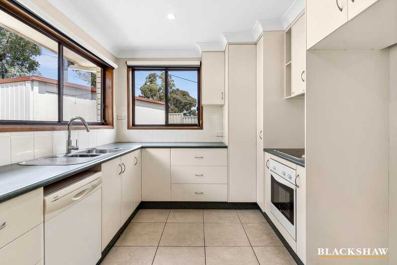 28 Lansell Circuit Wanniassa