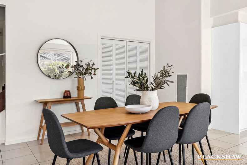 1/35 Novar Street Yarralumla