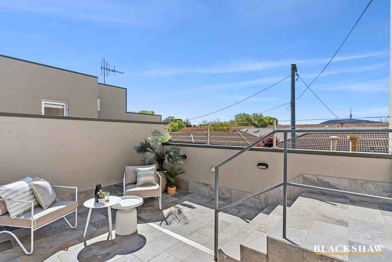 1/35 Novar Street Yarralumla