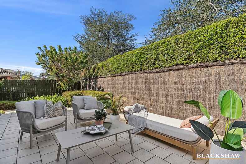 1/35 Novar Street Yarralumla