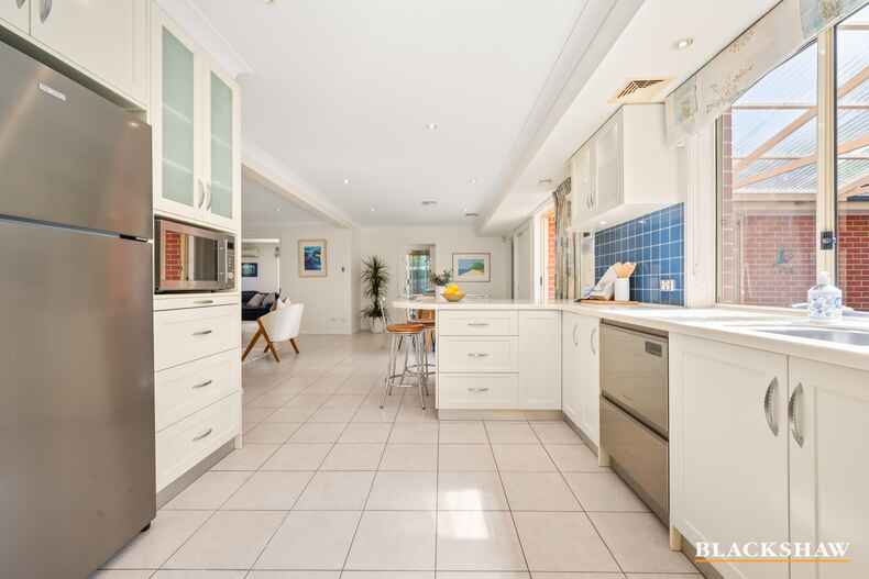 3 Kilgour Place Isaacs